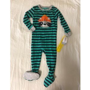 NEW Carter’s 18m onesie pajamas